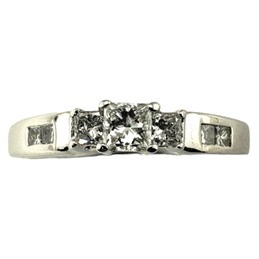 Vintage 14 Karat White Gold Princess Cut Diamond Engagement 13119 932$